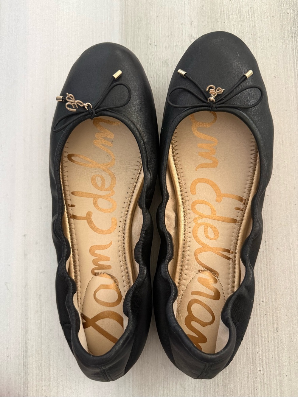 Sam Edelman Black Leather Scalloped Ballet Flats with Bow
